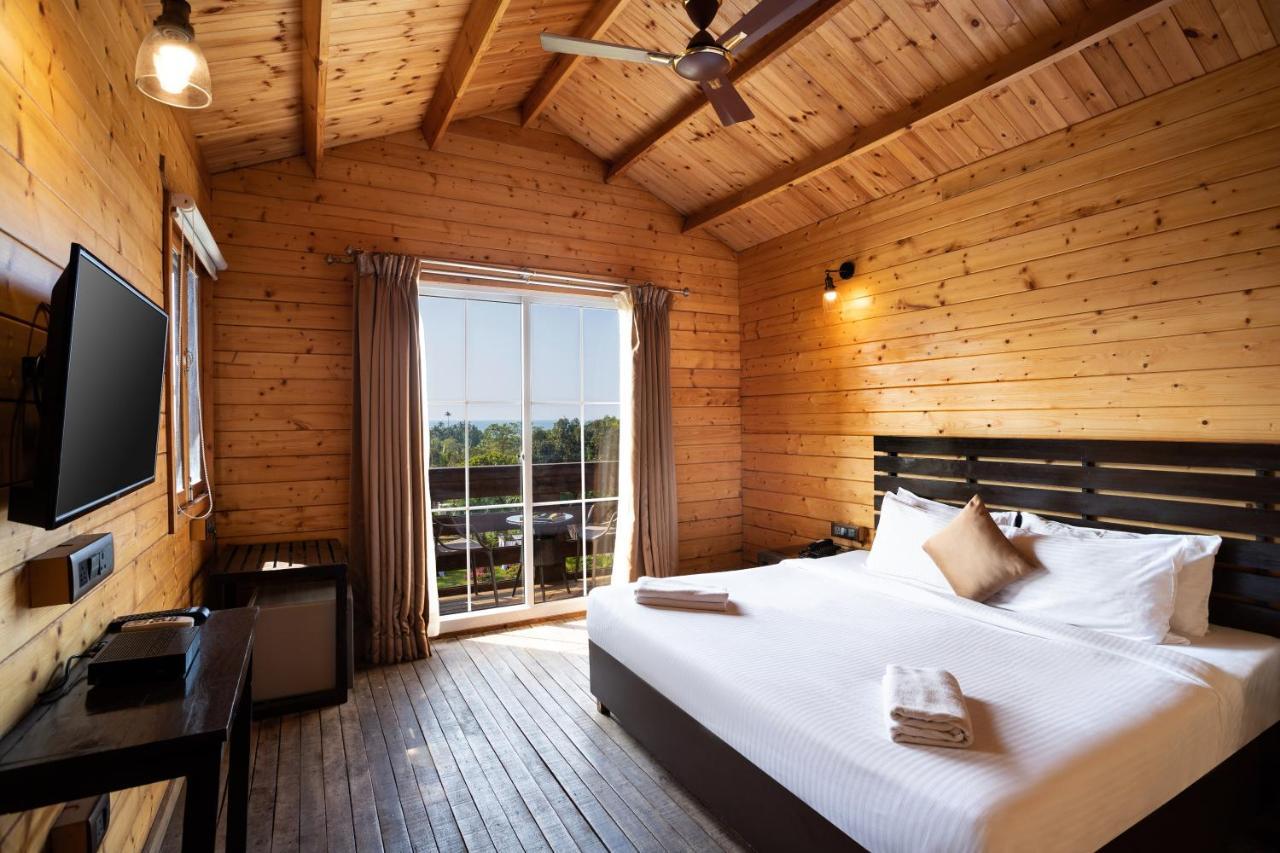 Stone Wood Resort, Mandrem Exterior photo