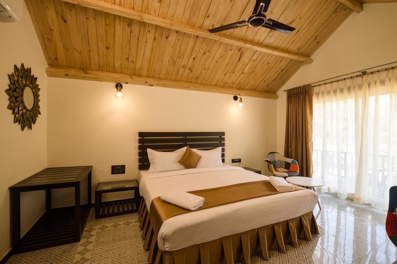 Stone Wood Resort, Mandrem Exterior photo