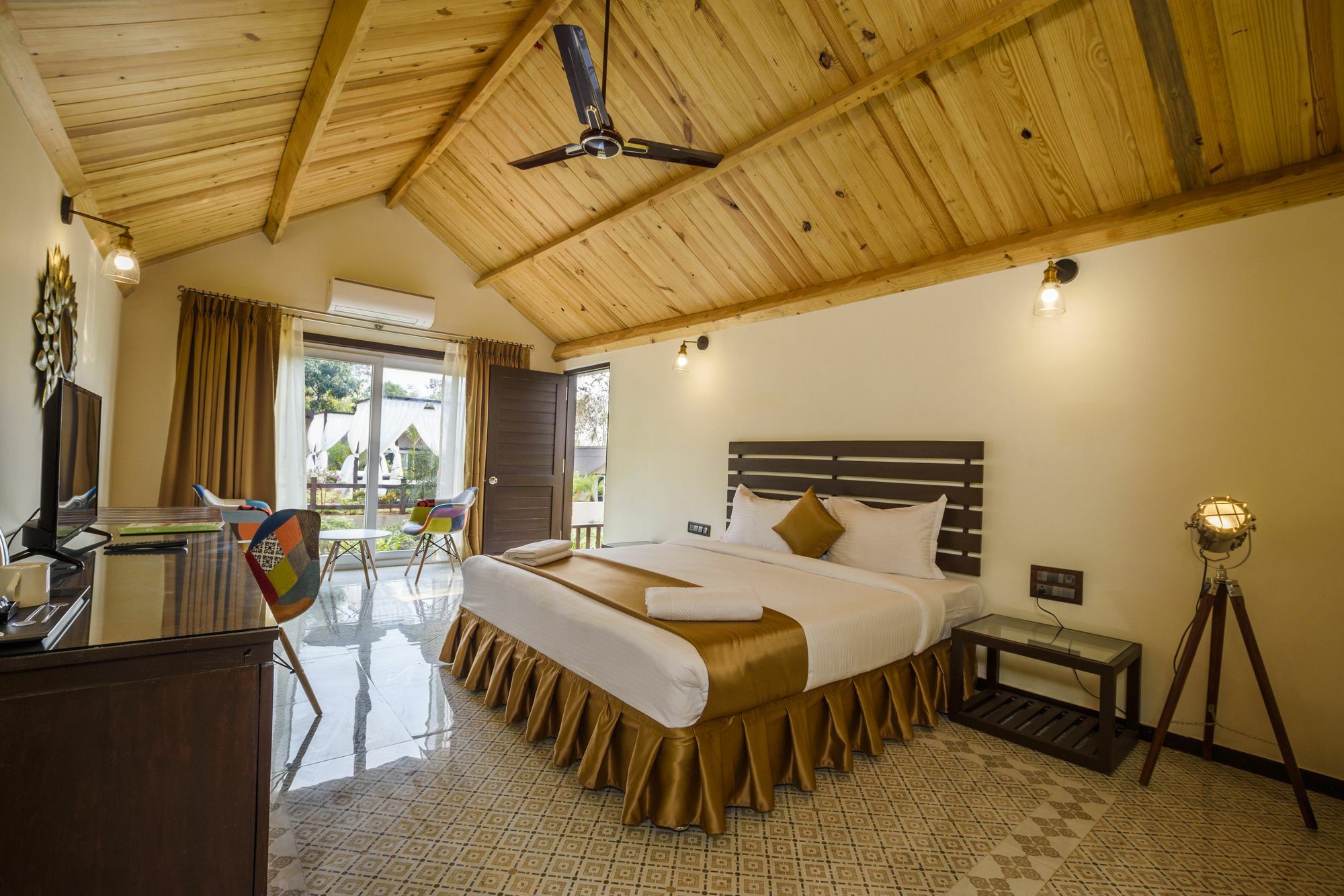 Stone Wood Resort, Mandrem Exterior photo